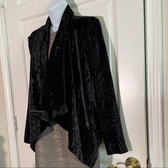 BlankNYC Lux Black Faux Fur Velvet Zip Jacket Shawl Collar Like Seal 🦭 Skin - Picture 3 of 11